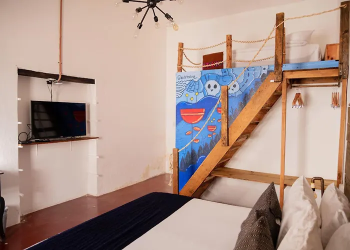 Sereno Art Hotel